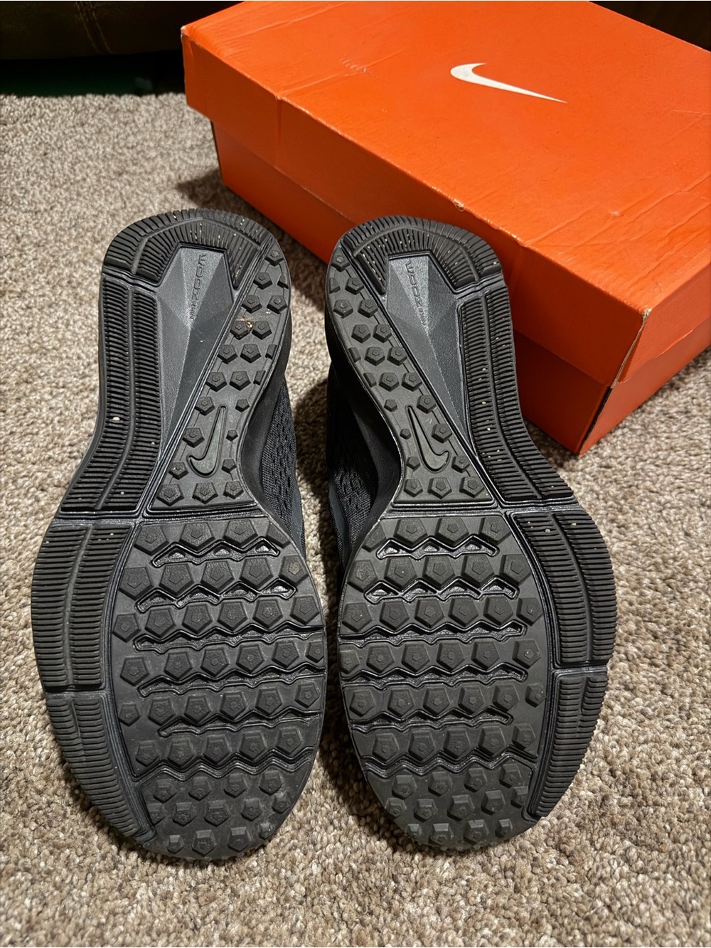 Nike Women's Black Mesh Running Shoes - Picture 5 of 5